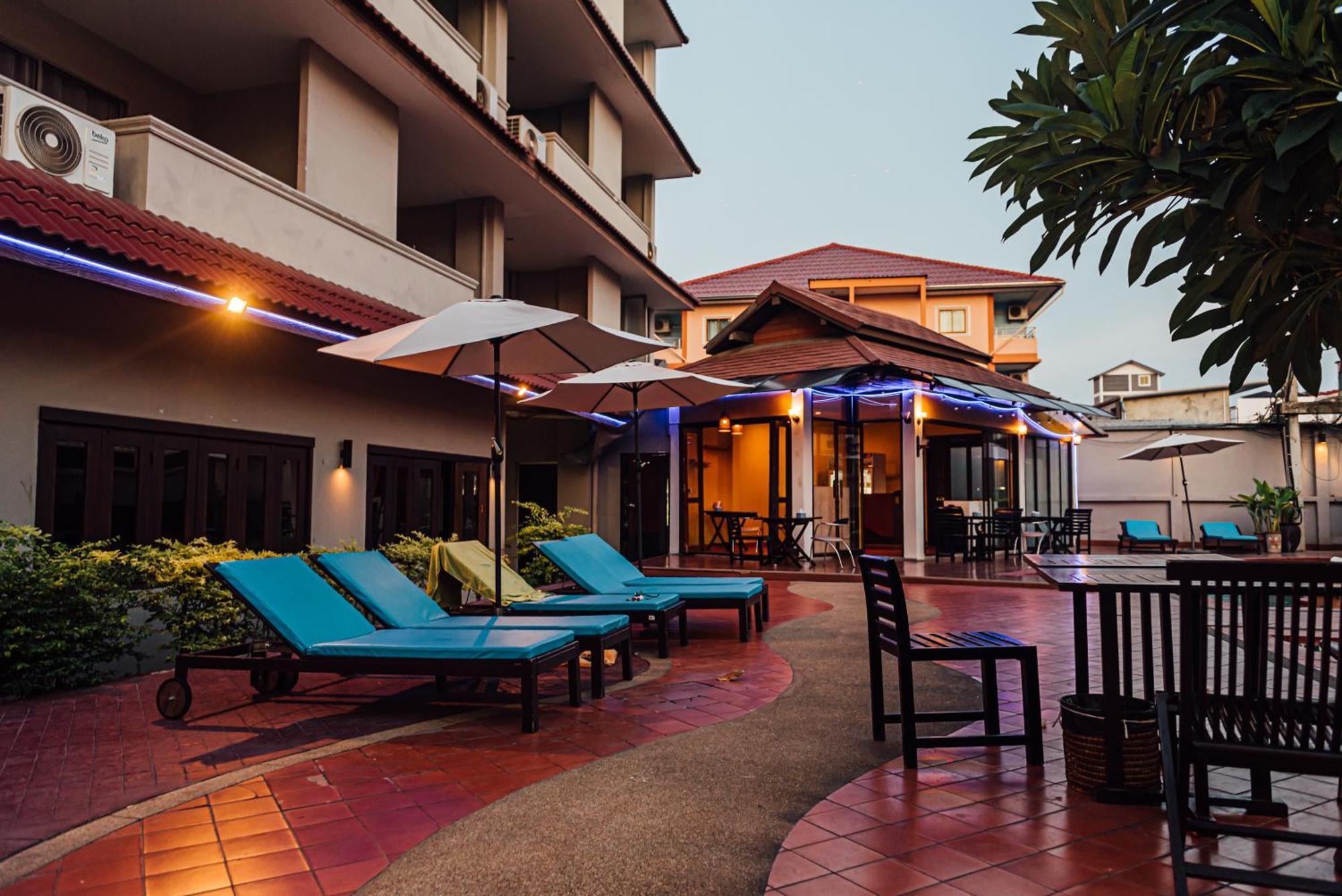 Gazebo Resort Pattaya Exterior photo